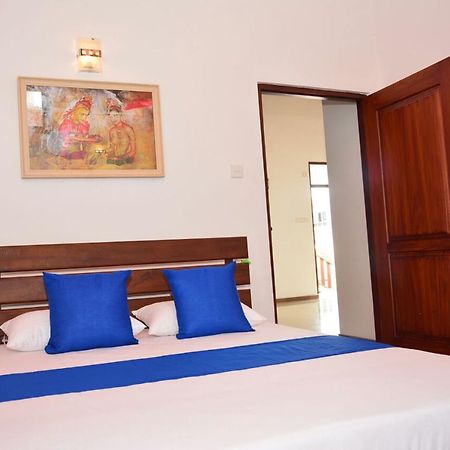 Tropical Garden Hotel Negombo Eksteriør billede
